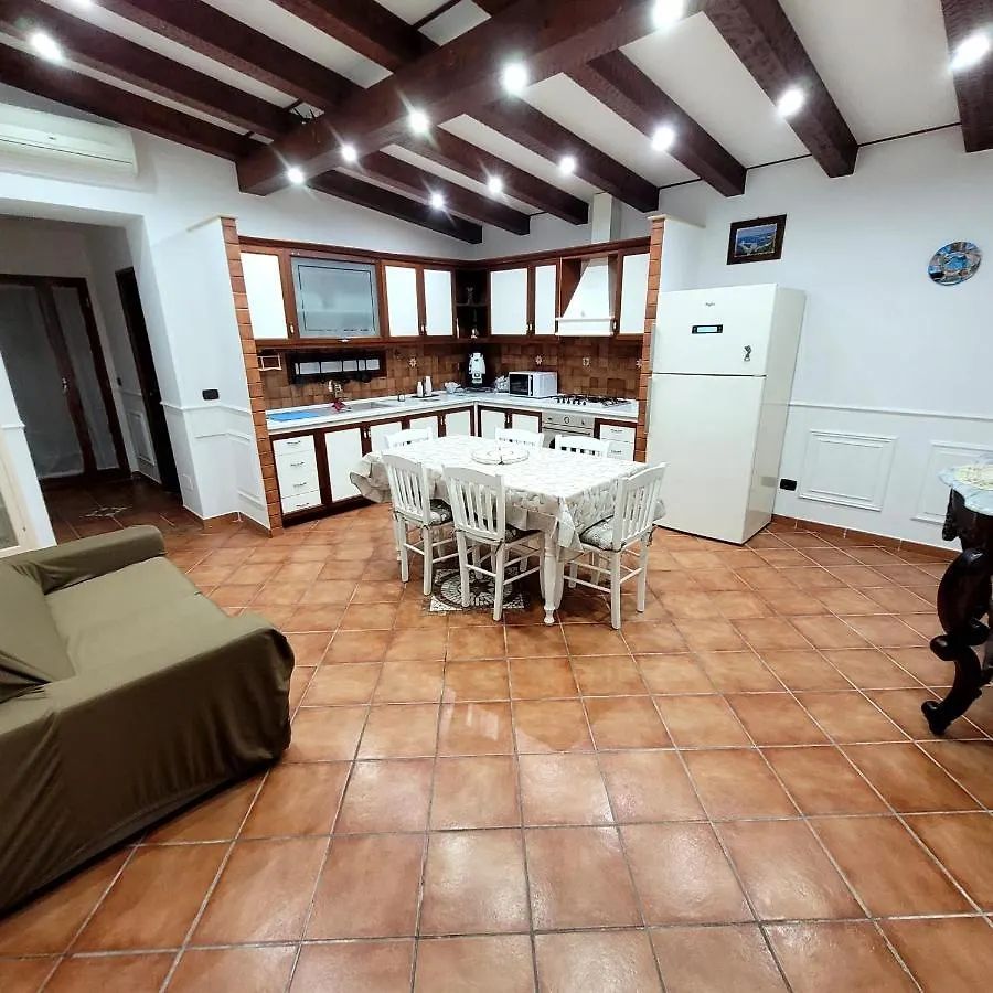 Perry Home Nápoles Apartamento